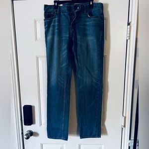 Hollister Jean, Size: 34x34